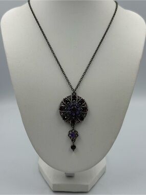 Silver Tone Medallion Necklace With Purple Stones Floral Casual Fairy Charm